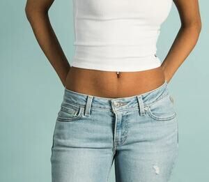 Levi's Women's too super low 524 Jeans Light Blue Distressed Holes 17M  Medium